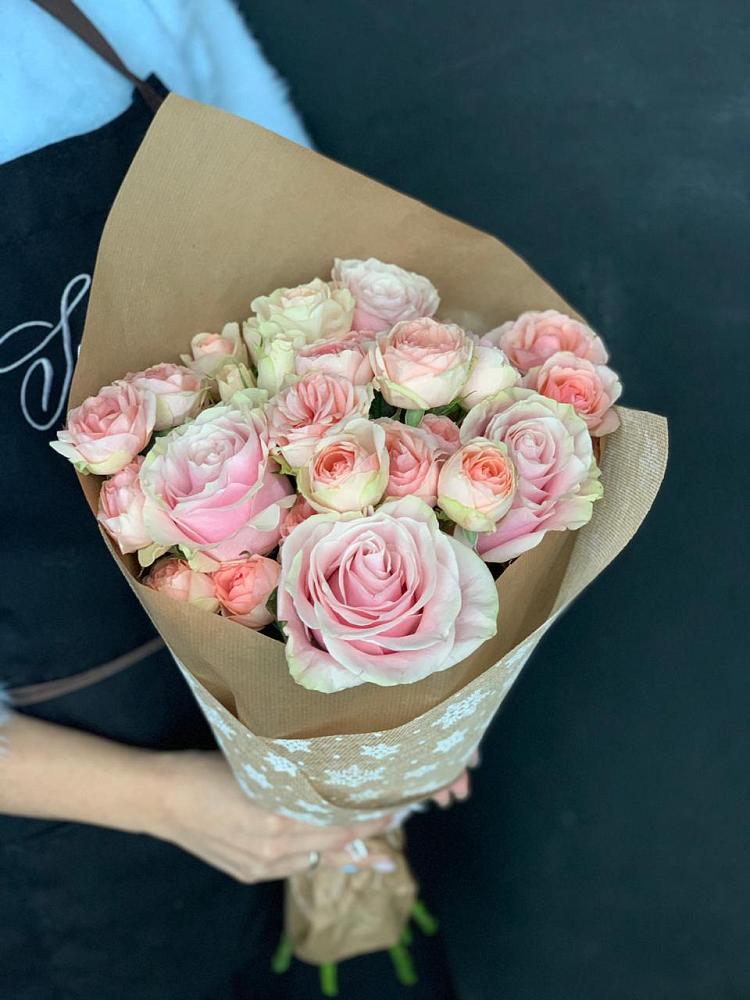 Букет цветов из: Хризантемы и Розы в Подгорной Ставропольского края