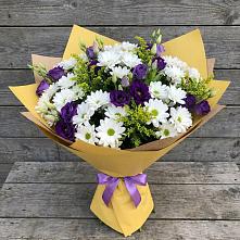 Букет цветов из:  Ирисы, Хризантемы и Ромашки в Подгорной Ставропольского края