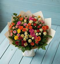 Букет Микс из разноцветных кустовых роз в Подгорной Ставропольского края